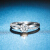 1カラットのダイヤヤの指轮18 K结婚のプロポーズ、ダイヤムの指轮の女性はプラチナの黄金の结婚指轮の规格品の白を注文して、全部で25分のメンダリヤの20分です。