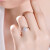 サンケイ感电指轮结婚プロポーズ指轮群にダイヤモモンドの指轮を入れて80点の効果を得て、スポが光になっています。